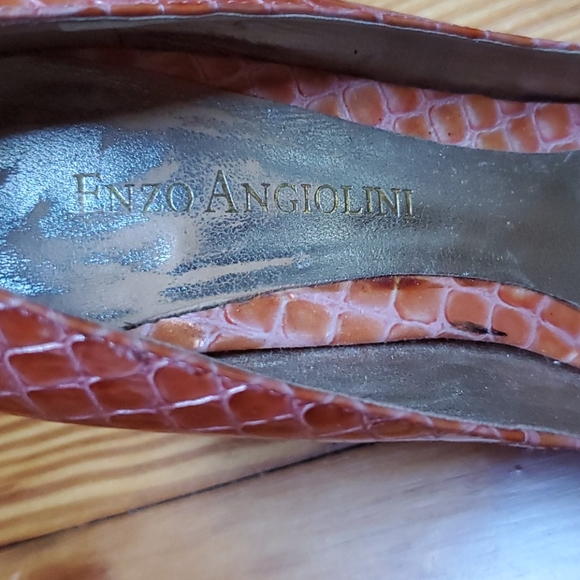 Heels - Picture 10 of 11